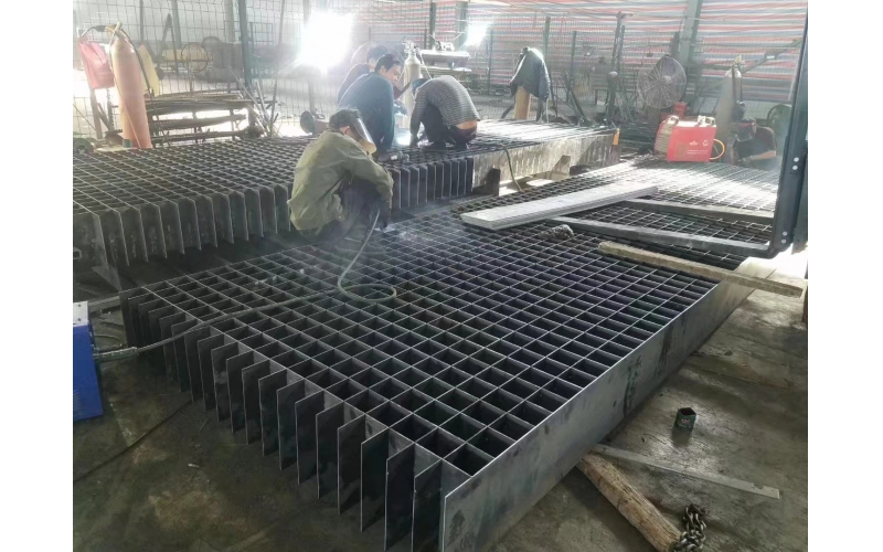 安億承新材料整流格柵板的介紹及應(yīng)用